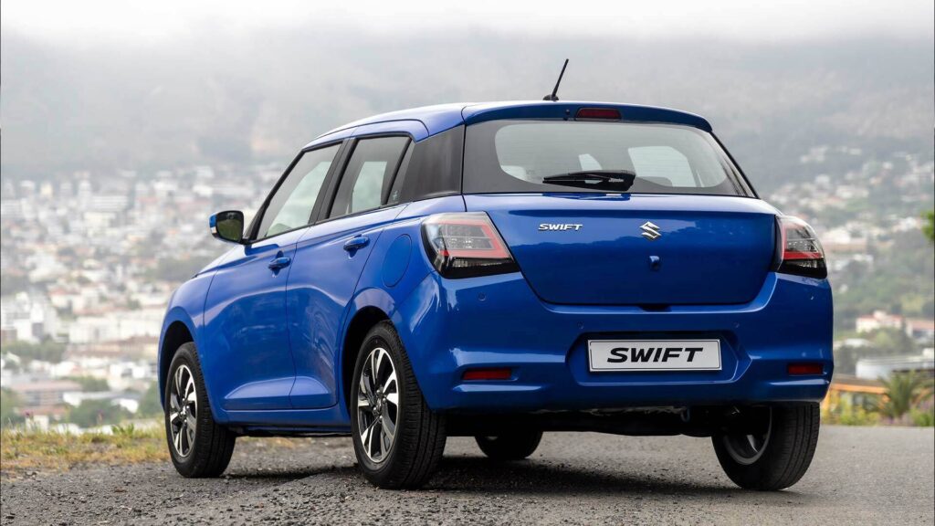 Bold-Rear-Stance